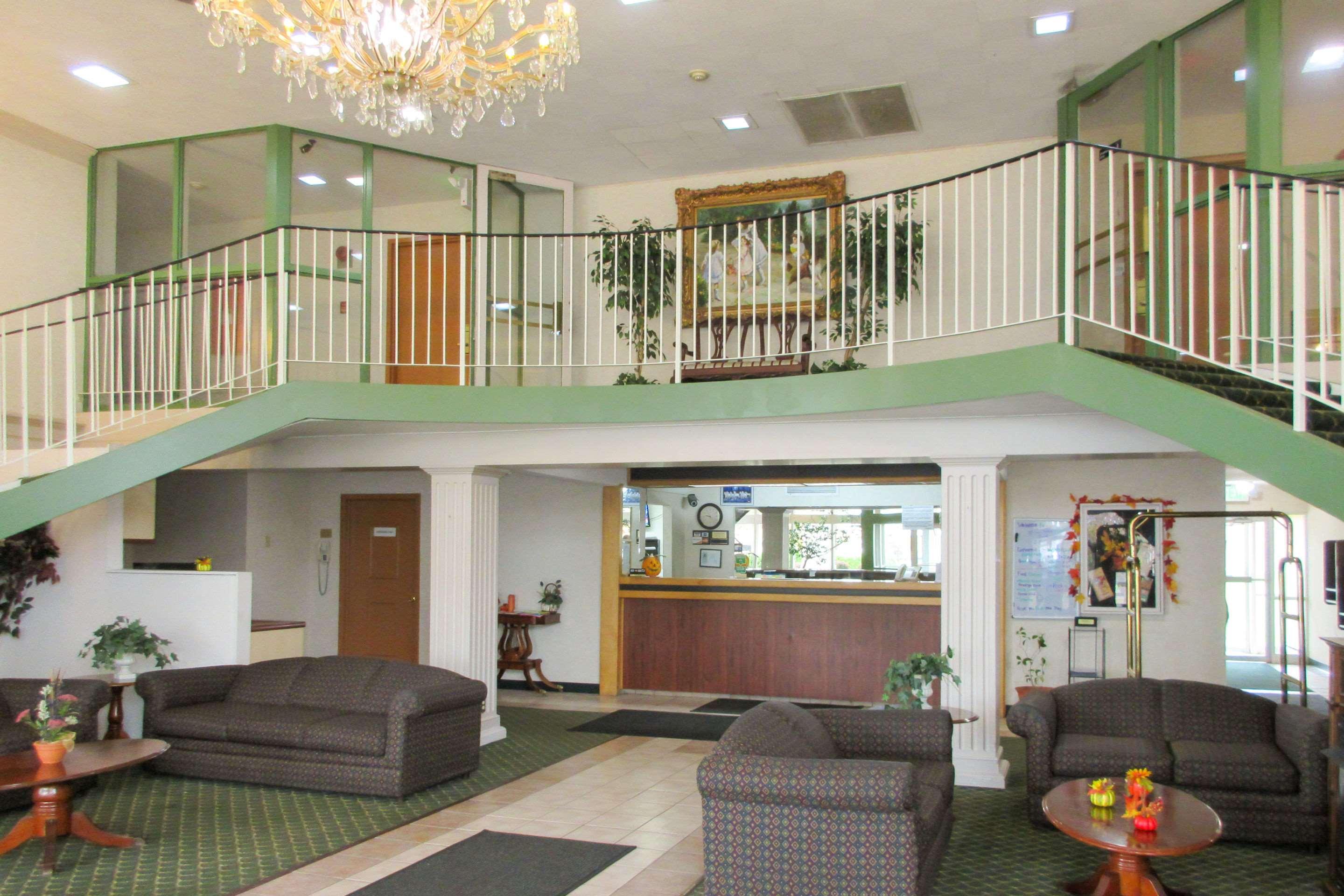 Days Inn By Wyndham Erie Kearsarge エクステリア 写真