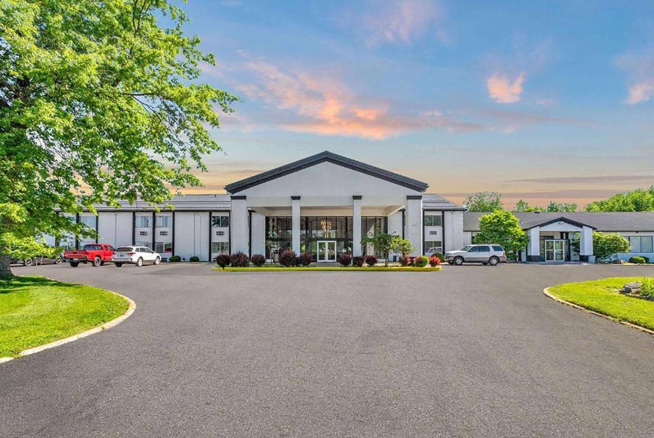 Days Inn By Wyndham Erie Kearsarge エクステリア 写真